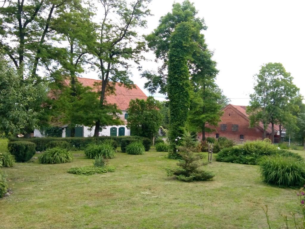 Dwor Mulawki Villa Exterior photo